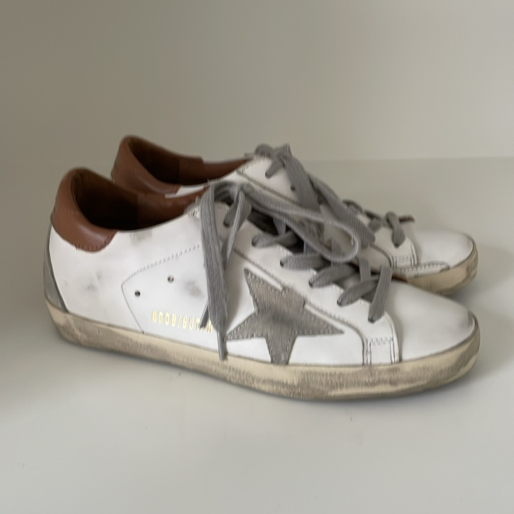 SOLD Golden Goose | Superstar Low Top Sneaker - Picture 2 of 8